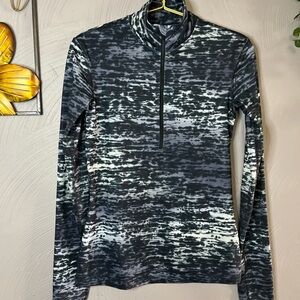 Nike Black and Gray Dri-FIT Top